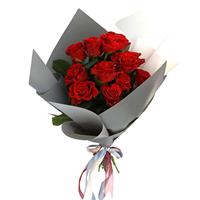 11 красных роз сорта Эльторо