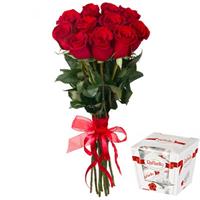 11 import roses and Rafaello