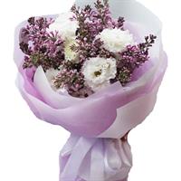 Bouquet of lilac and eustome