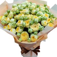 Букет з жовтих піоноподібних троянд