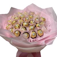 Bouquet of sweets Ferrero