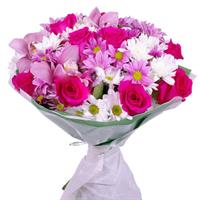 Bouquet of orchids, pink roses and chrysanthemum.