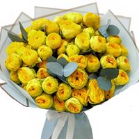 Bright bouquet of 11 branches of bush roses