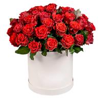 29 red roses in a hat box