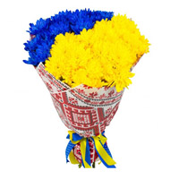 Bouquet of yellow and blue chrysanthemums