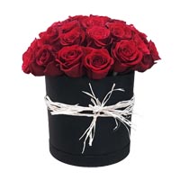 21 голландська троянда в шляпной коробці
